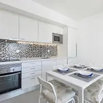 Correeira Luxury *