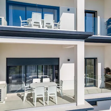 Correeira Luxury Αλμπουφέιρα