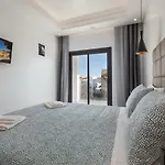 Correeira Luxury *