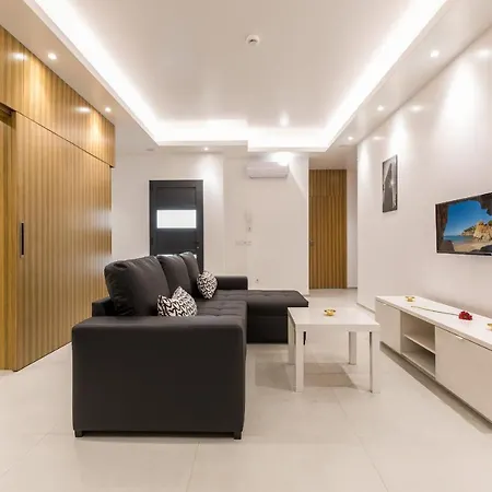 Correeira Luxury * Αλμπουφέιρα