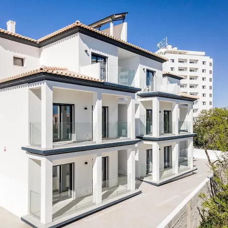 Correeira Luxury 아파트