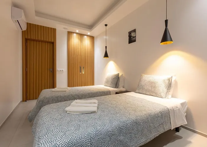 Апартаменты Correeira Luxury