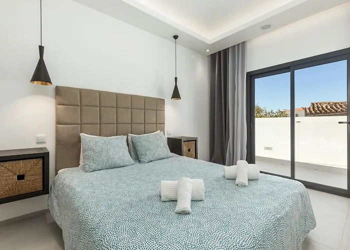 Апартаменты Correeira Luxury *