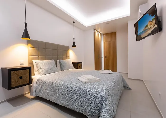 Correeira Luxury *