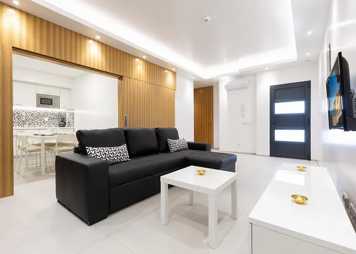 Апартаменты Correeira Luxury